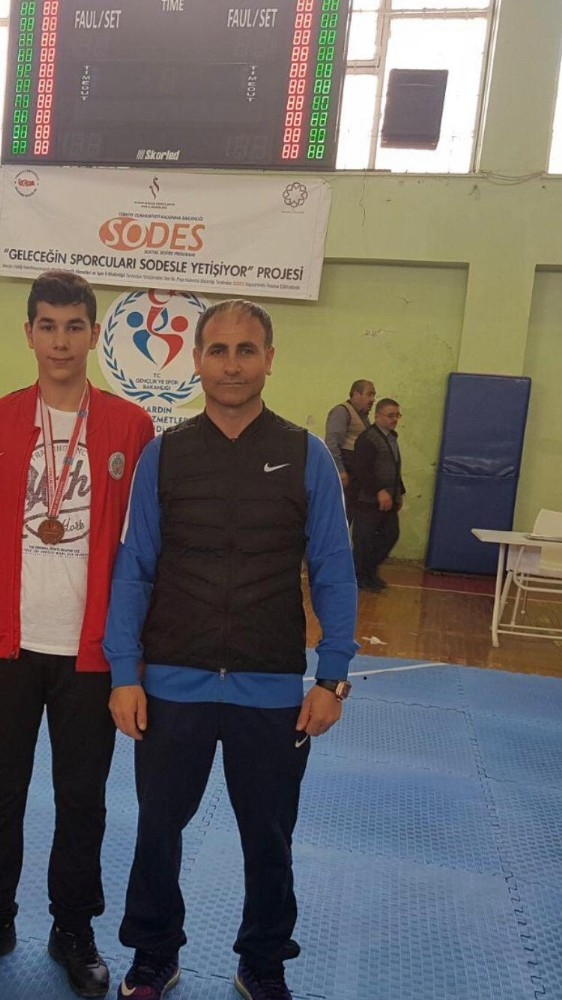 Büyükşehir Sporcuları Türkiye Şampiyonasında İddialı