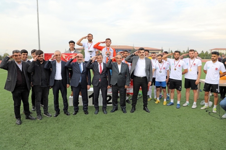 Üniversiteler Arası Cumhuriyet Kupası Sona Erdi