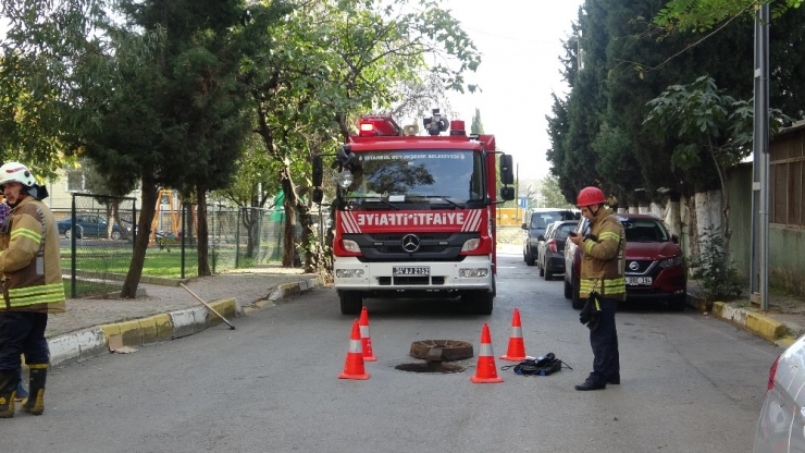 Tuzla’da Çevreye Yayılan Kötü Kokunun Sağlığa Zararlı Olmadığı Anlaşıldı