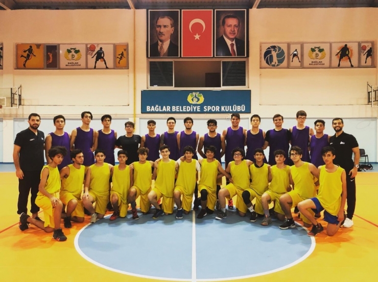 Bağlar Belediyespor’un Cumhuriyet Bayramı Başarısı