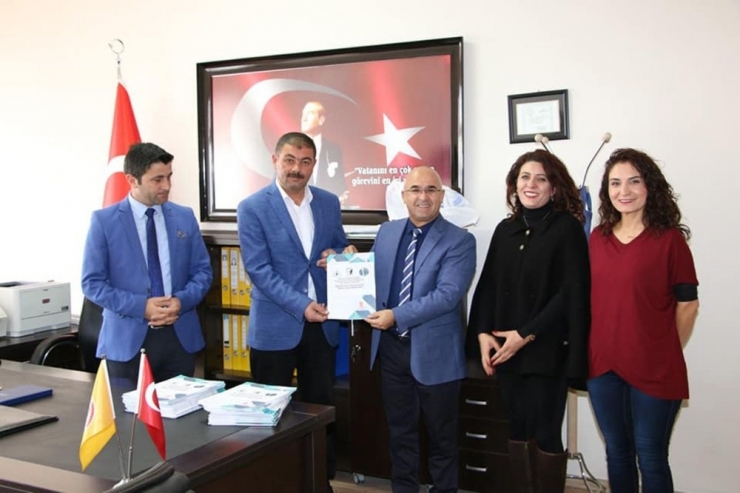 Başkan Altun’un Eğitime Desteği Sürüyor