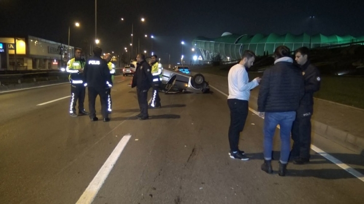 20 Takla Atan Aracın İçinden Burnu Kanamadan Çıktı, Hurdaya Dönen Aracı İçin Hüngür Hüngür Ağladı