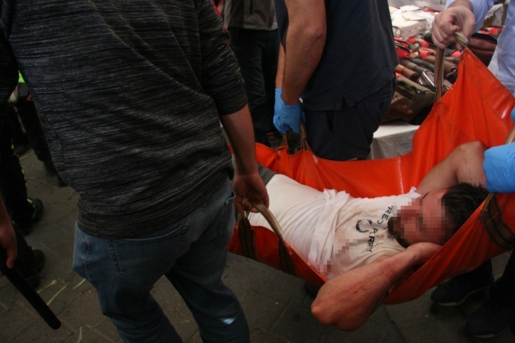 Pazarcılar Arasındaki Alacak Verecek Kavgası Kanlı Bitti