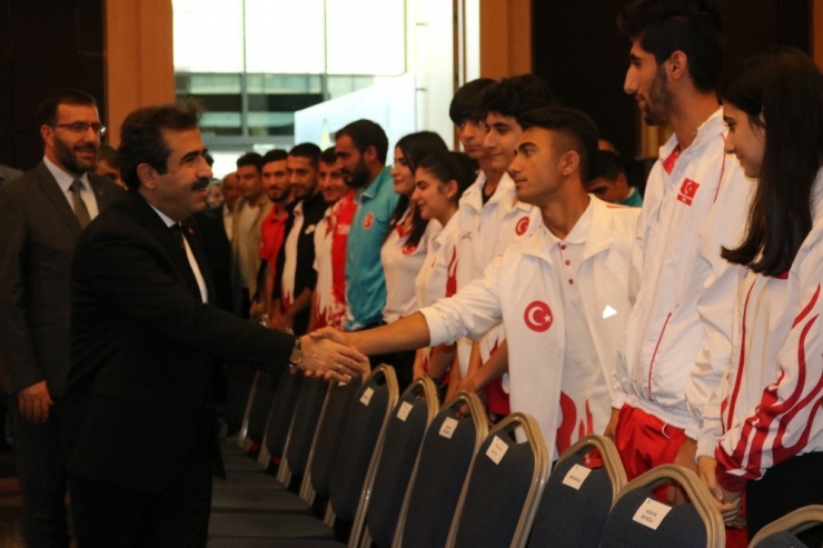 Diyarbakır’da Uluslararası Sur Yarı Maratonu Heyecanı