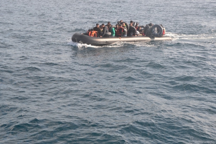 Edirne Açıklarında 40 Düzensiz Göçmen Yakalandı