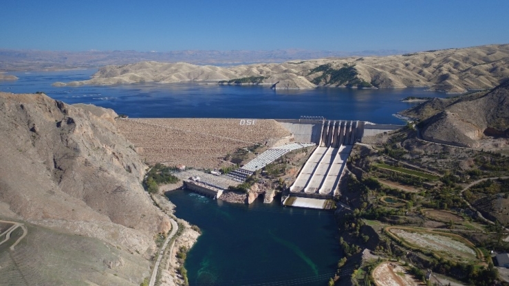 Elazığ’da 22 Bin 100 Dekar Tarım Arazisi Sulandı