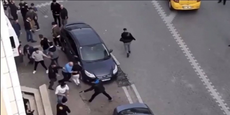 Esenyurt’ta Dehşet Anları Cep Telefonu Kamerasında