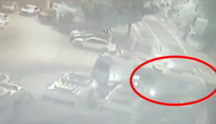 Fatih’te Ambulansın Çalınma Anı Kamerada