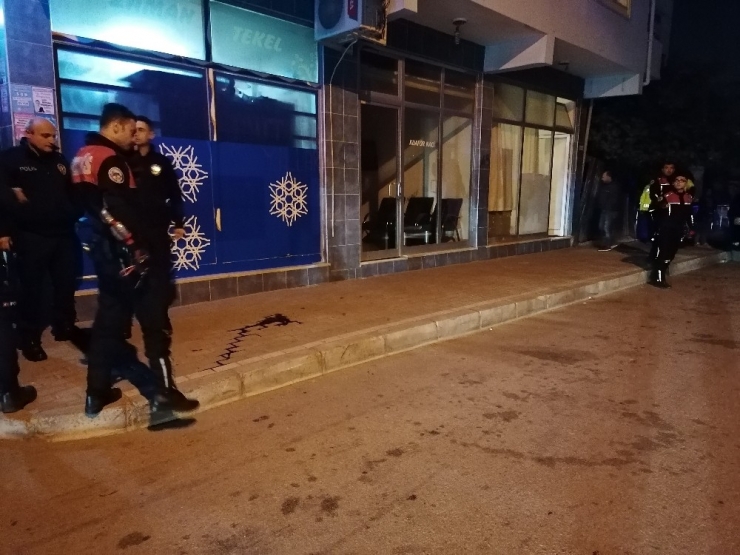 Sokak Ortasında Abi Kardeşe Silahlı Saldırı: 1 Ölü, 1 Yaralı