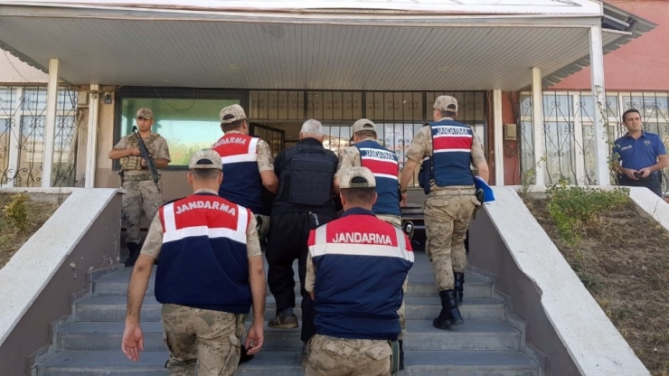 Eşini Balta İle Öldüren Zanlıya Ağırlaştırılmış Müebbet Hapis Cezası