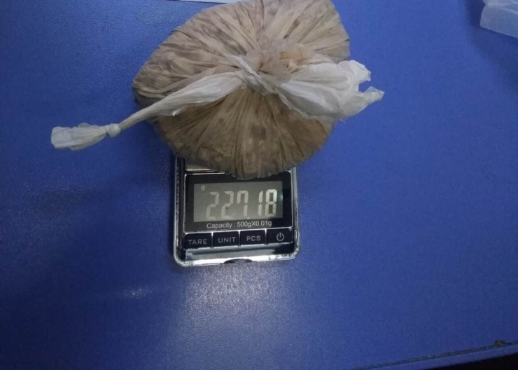 Konya’da Otomobilde Paspas Altına Gizlenmiş Uyuşturucu Ele Geçirildi