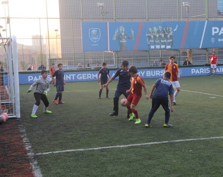 Paris Saint Germain Academy Bursa’da Cumhuriyet Turnuvası