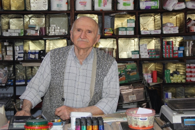 69 Yıllık Bir Bakkal Serüveni