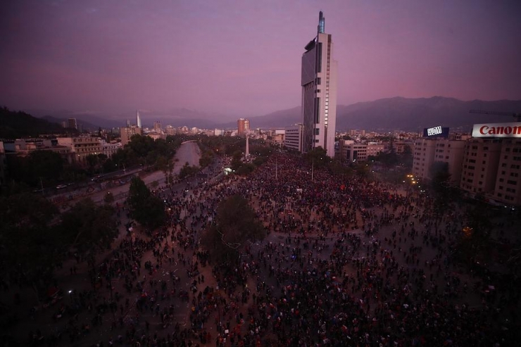Şili’deki Gösterilerde Ölenlerin Sayısı 20’ye Yükseldi
