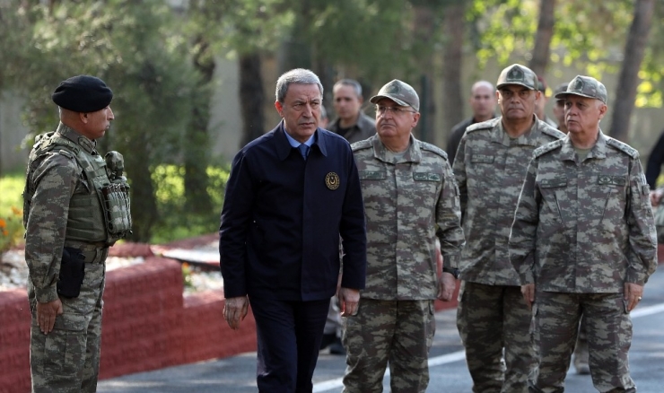 Milli Savunma Bakanı Akar: "Rejim Ordusuna Mensup 18 Kişinin Teslim Edilmesi Ruslarla Görüşülüyor"