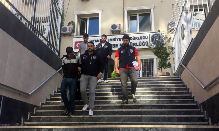 Fatih’te Hırsızlık Yaptılar, Esenler Otogarında Yakalandılar