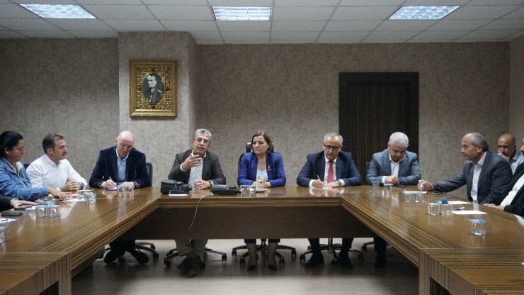 İzmit Belediyesi’nden ‘Halk Süt’ Toplantısı