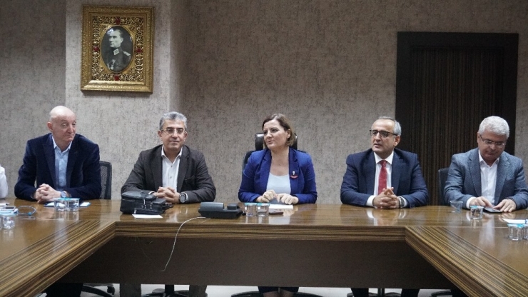 İzmit Belediyesi’nden ‘Halk Süt’ Toplantısı