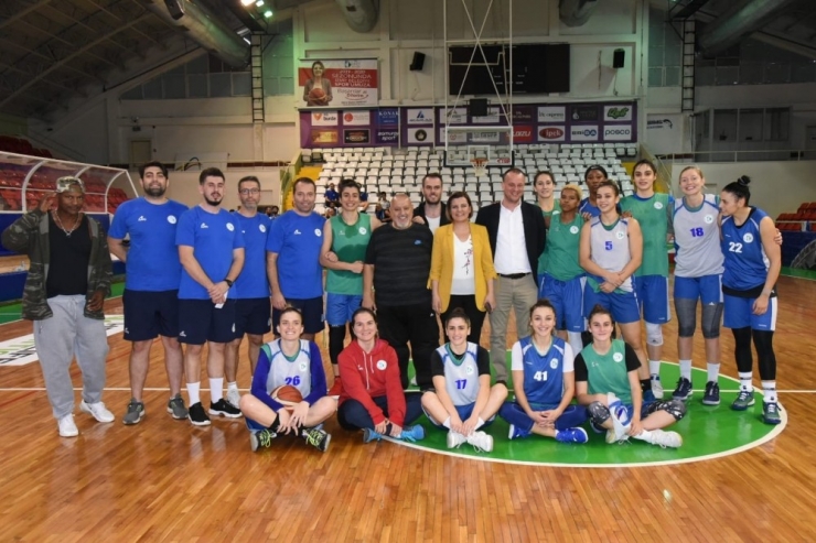 Başkan Hürriyet Perileri Motive Etti