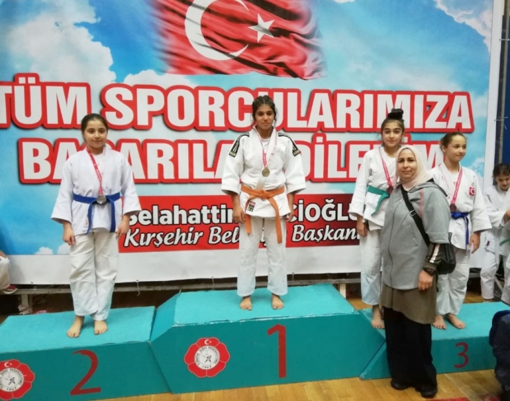 Sivaslı Judoculardan Uluslararası Başarı