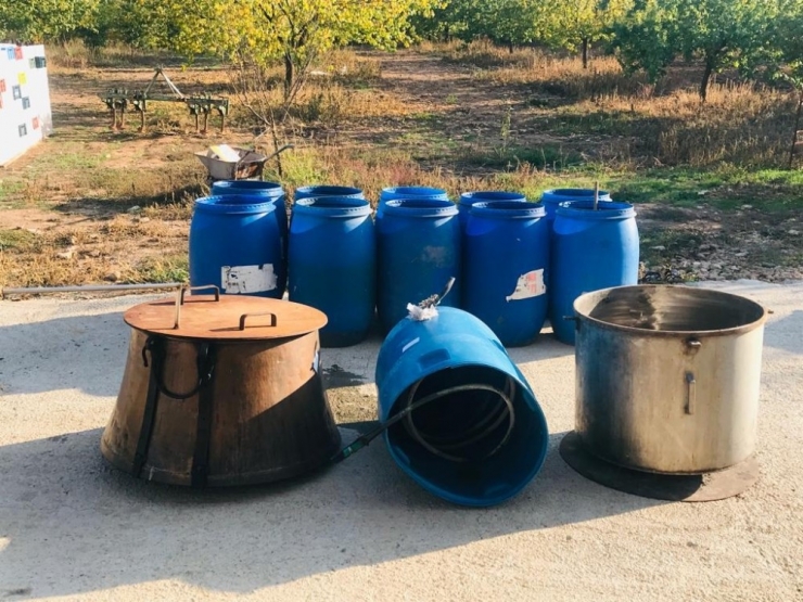 Malatya’da Kaçak Alkol Ele Geçirildi