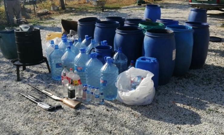 Malatya’da Kaçak Alkol Ele Geçirildi