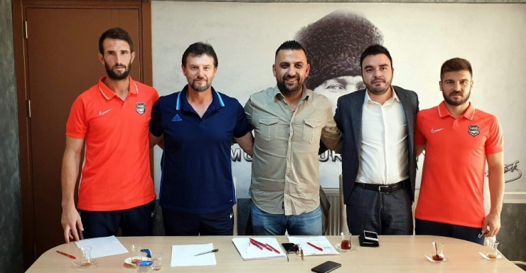 Nazilli Belediyespor, Osmaniyespor Maçı Öncesi Basın Toplantısı Düzenledi