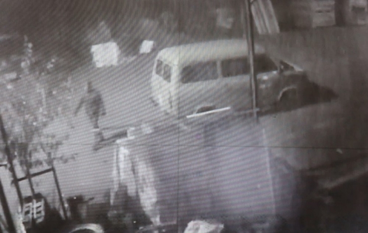 Hırsızlık Anı Kamerada