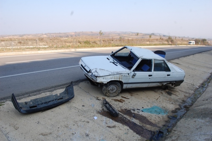 Tekirdağ’da Otomobil Takla Attı: 2 Yaralı
