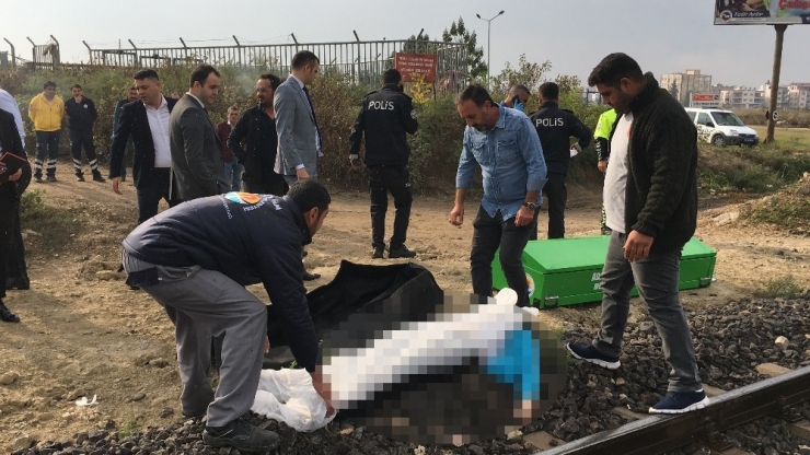 Yürüyüş Yapan Kadının Hemzemin Geçitte Feci Ölümü