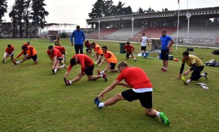 Aliağaspor Fk, Sandıklıspor Deplasmanına Hazırlanıyor