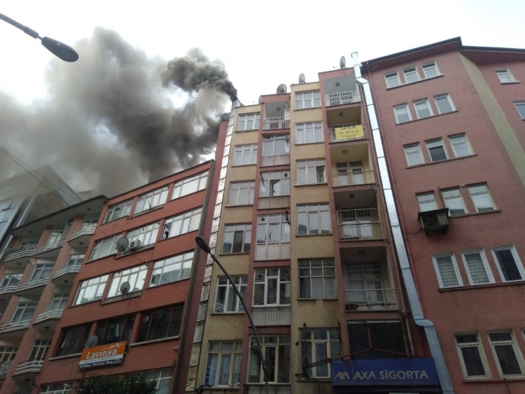 Bacadan Çıkan Yangın Korkuttu