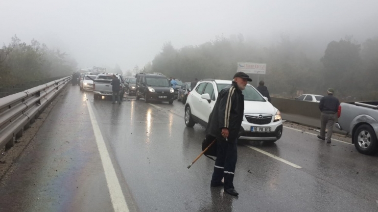 Bursa’da ’Sis’ Kazası: 5 Yaralı