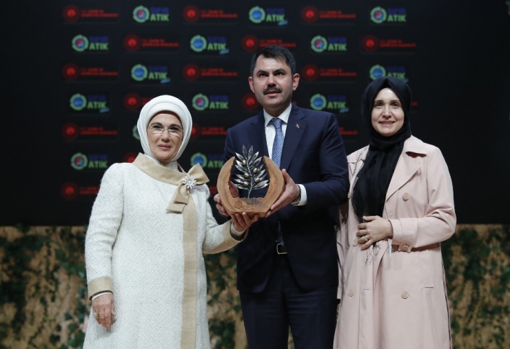 Emine Erdoğan: "2019 Yılı İtibariyle 25 Bin Kamu Kurumu Binasında Sıfır Atığa Geçme Hedefimizi İki Ay Önceden Yakaladık"