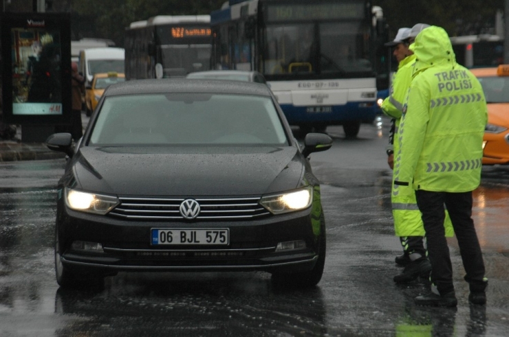 Çakar Yasağı Başladı, Ankara’da Sıkı Denetim