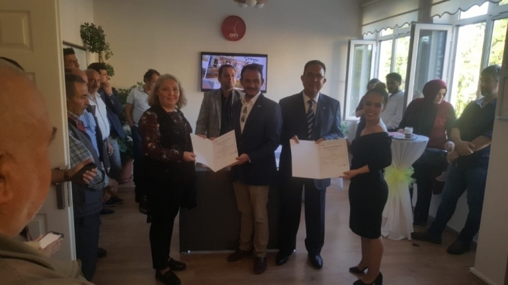 Mesleki Yeterlilik Belgelerini Aldılar