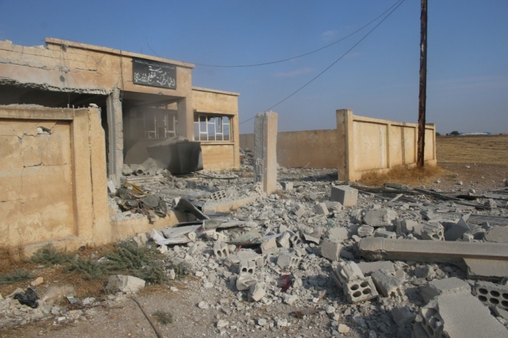 Rasulayn’dan Çekilen Pkk/ypg Bölgedeki Okulu Kullanılamaz Hale Getirdi