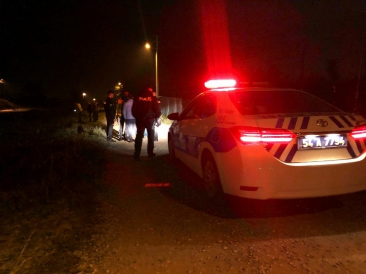 Köpeğe Çarpmamak İçin Manevra Yapınca Dereye Uçtu