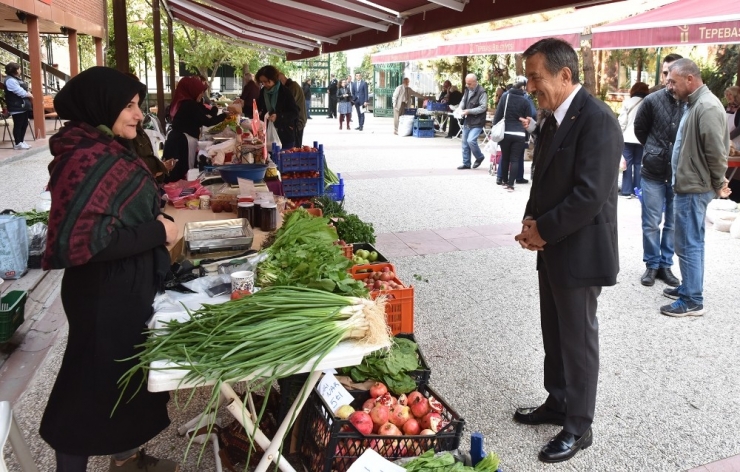 Kadın Üreticileri Emeği Tepebaşı’nda Kazanca Dönüşüyor