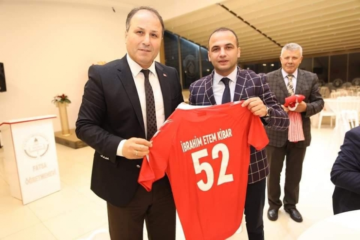 Başarılı Sporcu Öğretmenler Yemekte Bir Araya Geldi