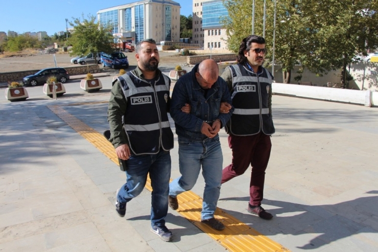 5 İnşaattan 100 Bin Tl’lik Hırsızlık Yapan 2 Şüpheli Tutuklandı