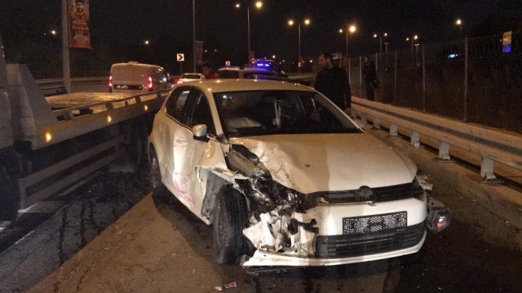 Kağıthane’de Zincirleme Trafik Kazası: 1 Yaralı