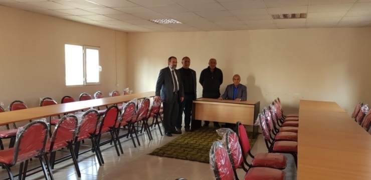 Karslı İşadamı Yıldırım, Taziye Evleri’nin İç Donanımına Destek Verdi