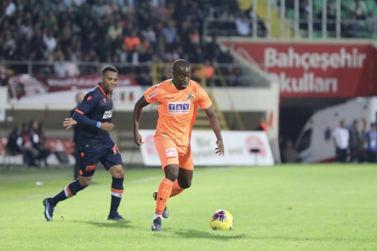 Süper Lig: Aytemiz Alanyaspor: 0 - Medipol Başakşehir: 0 (Maç Sonucu)