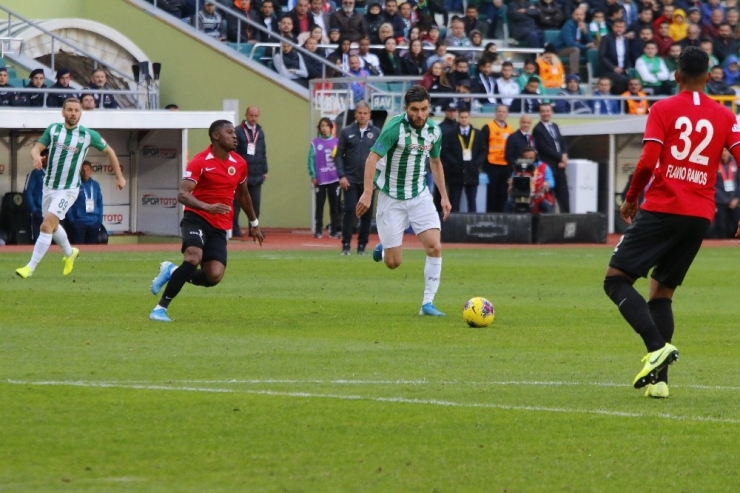 Süper Lig: Konyaspor: 1 - Gençlerbirliği: 1 (Maç Sonucu)