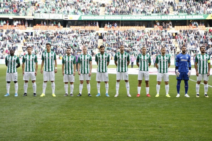 Süper Lig: Konyaspor: 1 - Gençlerbirliği: 0 (İlk Yarı)