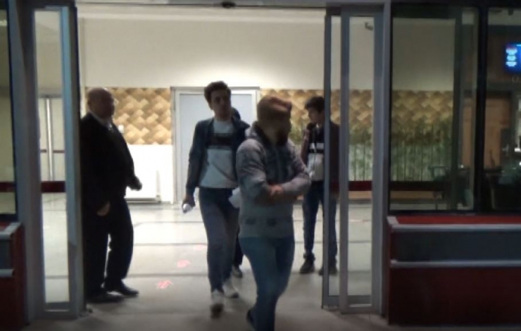 Afyonkarahisar’da Tavuk Döner Yiyen 67 Kişi Zehirlendi