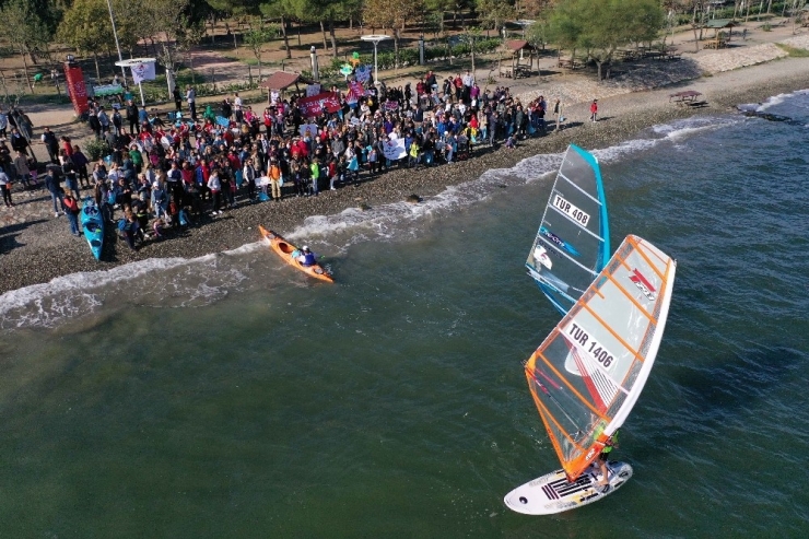 Minik Ellerden Dev Temizlik