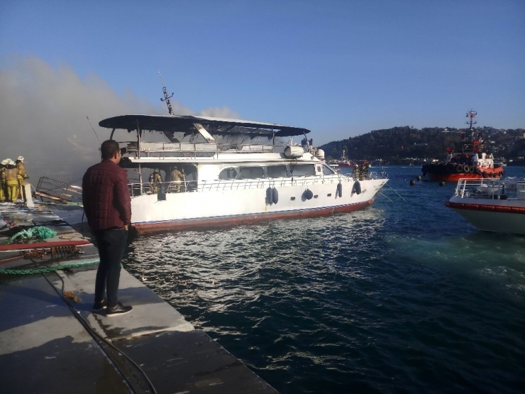 Bebek’te Yat Yangını