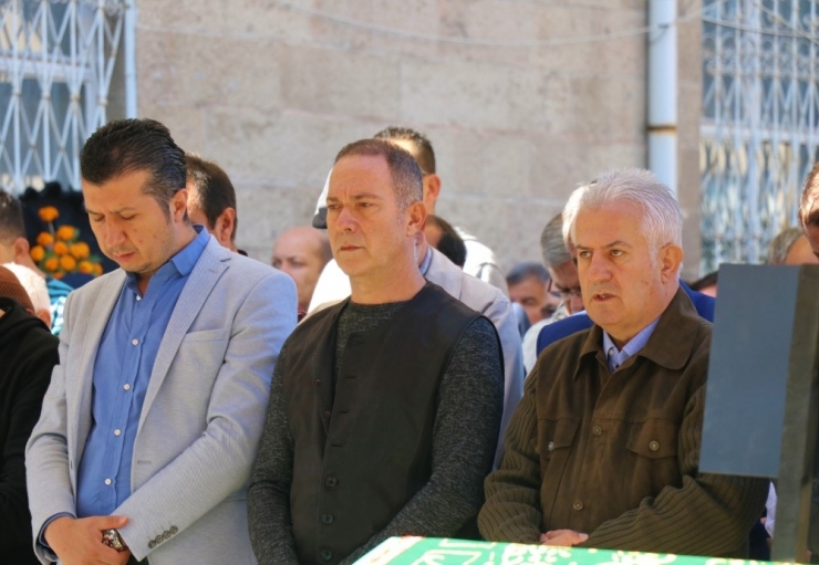 Yönetmen Mehmet Şafak Türkel Son Yolculuğuna Uğurlandı